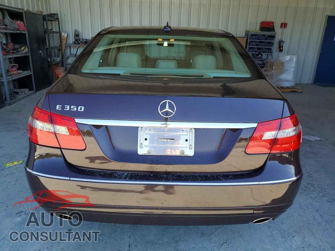 MERCEDES-BENZ E-CLASS 2011 - WDDHF5GB9BA410076