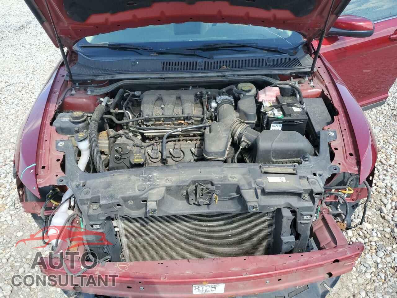 FORD TAURUS 2013 - 1FAHP2E82DG161087