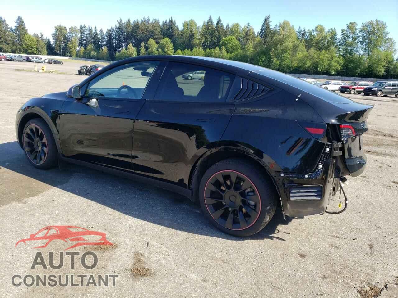 TESLA MODEL Y 2023 - 7SAYGDEE9PF896372