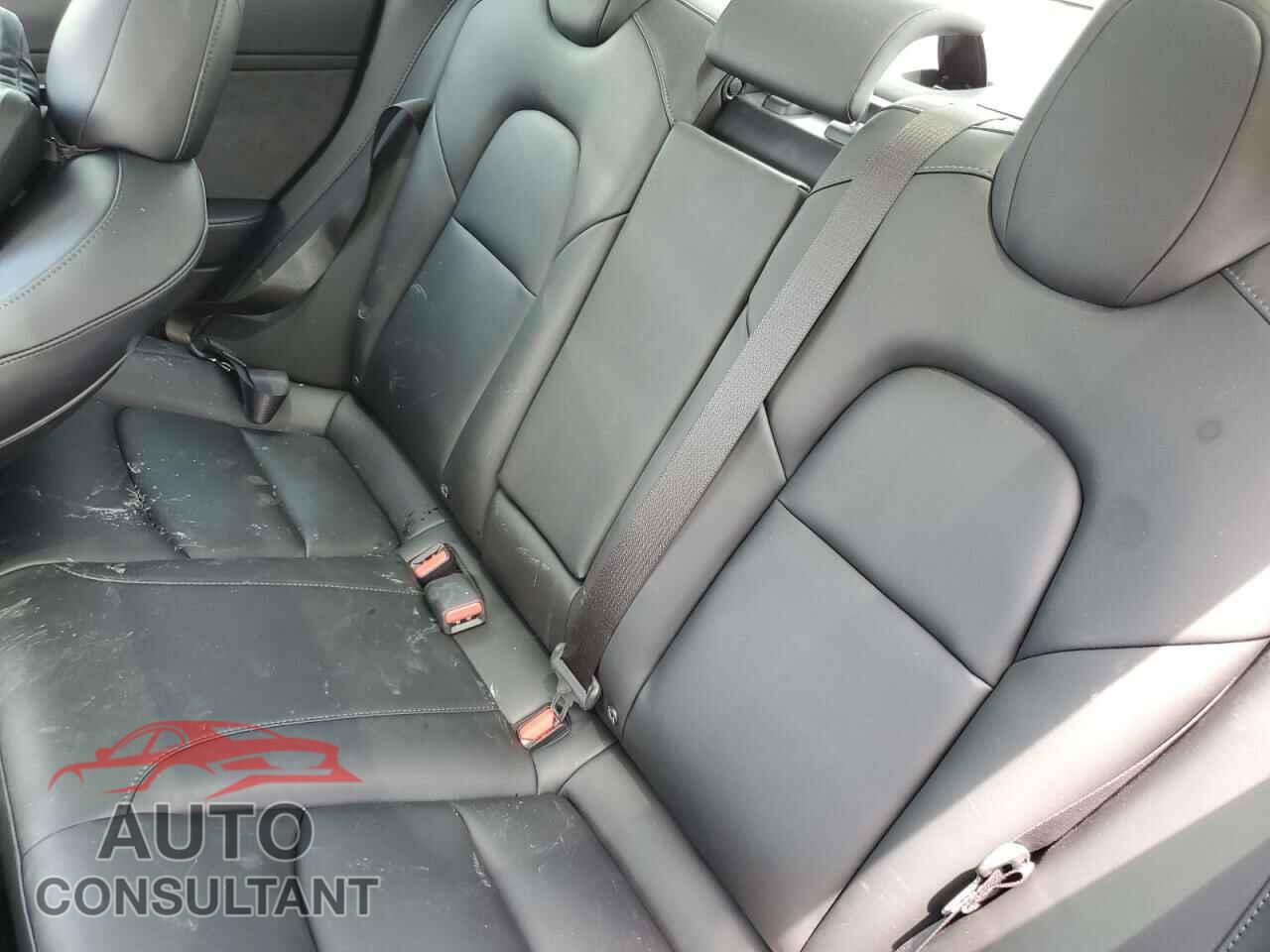 TESLA MODEL 3 2021 - 5YJ3E1EA6MF991119