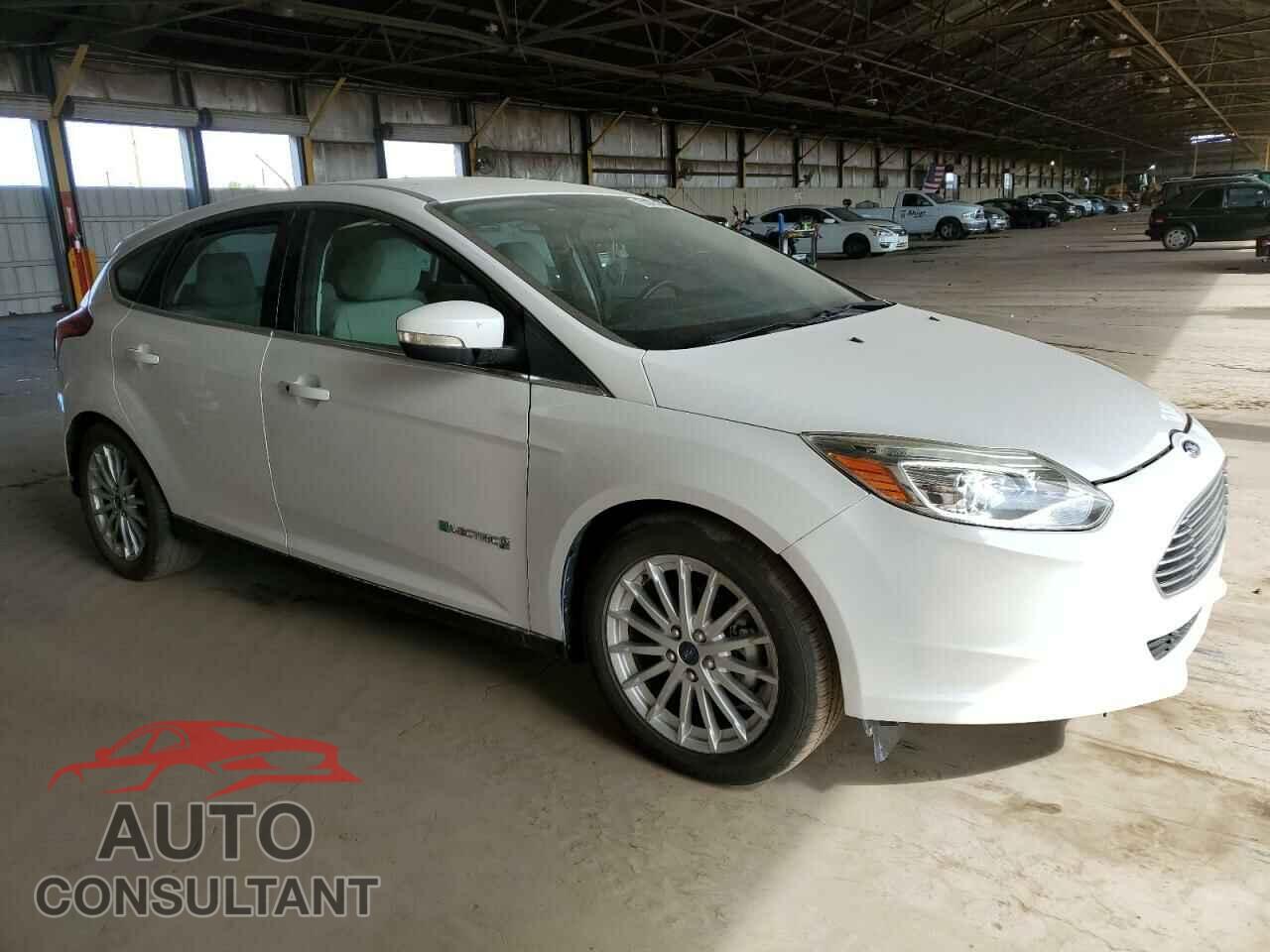 FORD FOCUS 2014 - 1FADP3R41EL306186