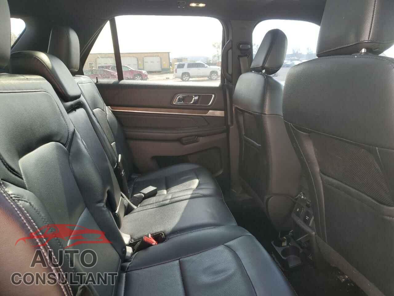 FORD EXPLORER 2019 - 1FM5K7F82KGA91008