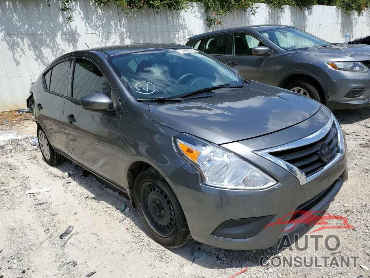 NISSAN VERSA 2017 - 3N1CN7AP3HL809948