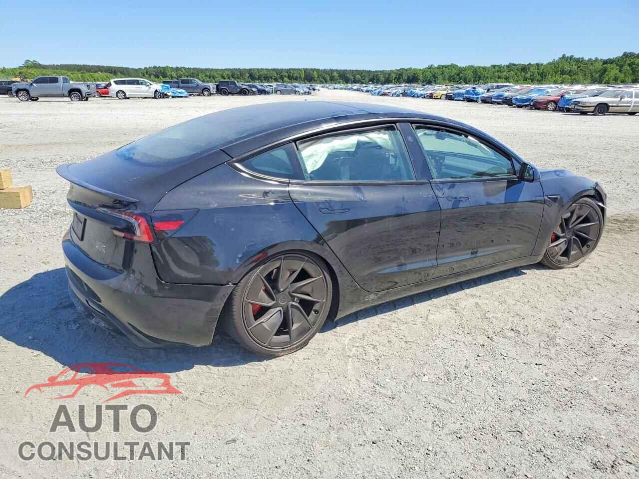 TESLA MODEL 3 2025 - 5YJ3E1ET4SF036138