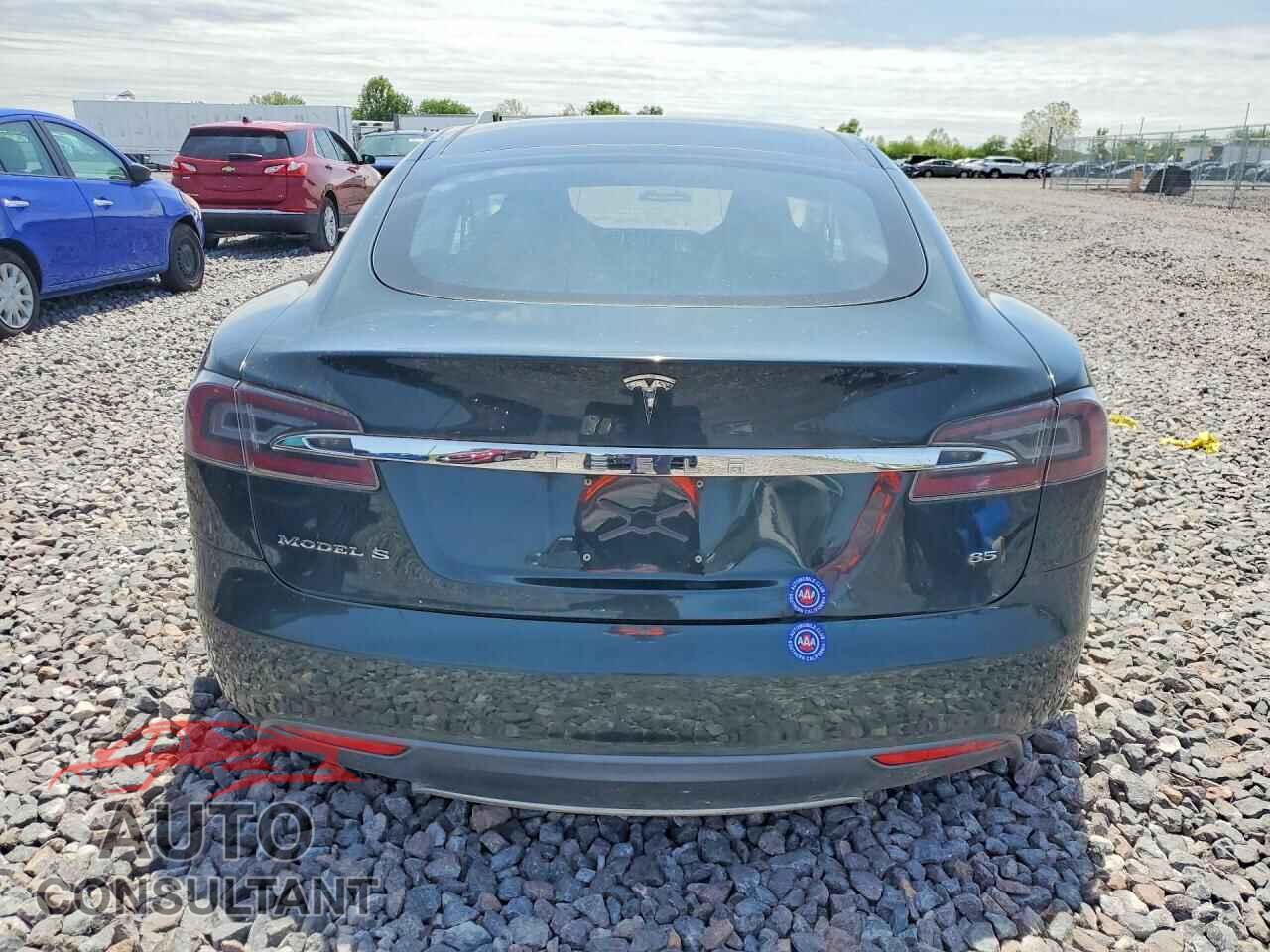 TESLA MODEL S 2014 - 5YJSA1H17EFP39268