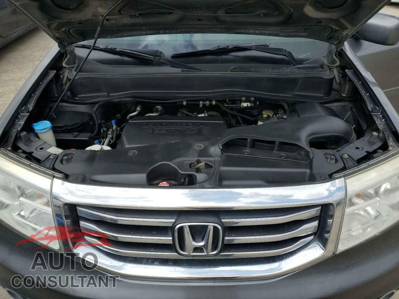 HONDA PILOT 2013 - 5FNYF3H52DB003539