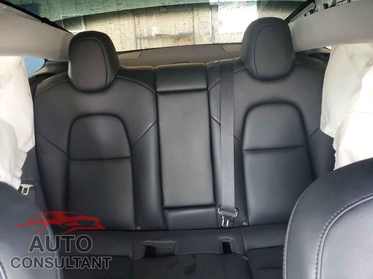 TESLA MODEL 3 2022 - 5YJ3E1EB3NF206565