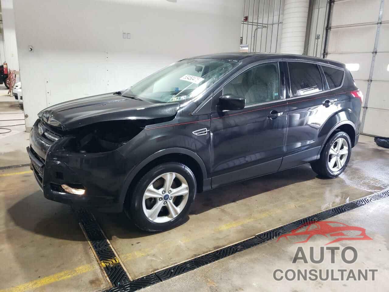 FORD ESCAPE 2015 - 1FMCU9G9XFUA13958