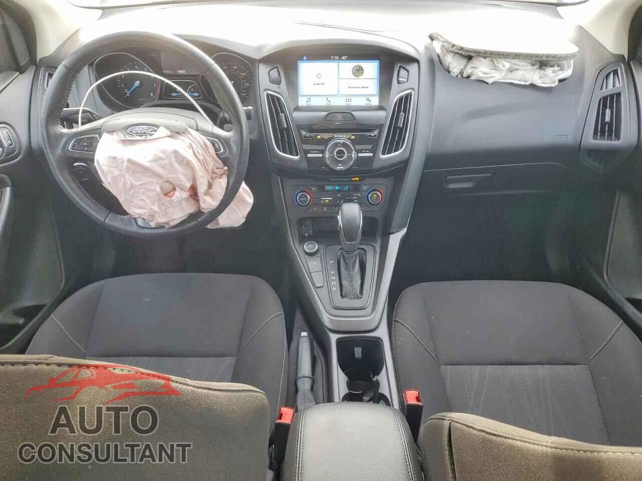 FORD FOCUS 2017 - 1FADP3H2XHL244016