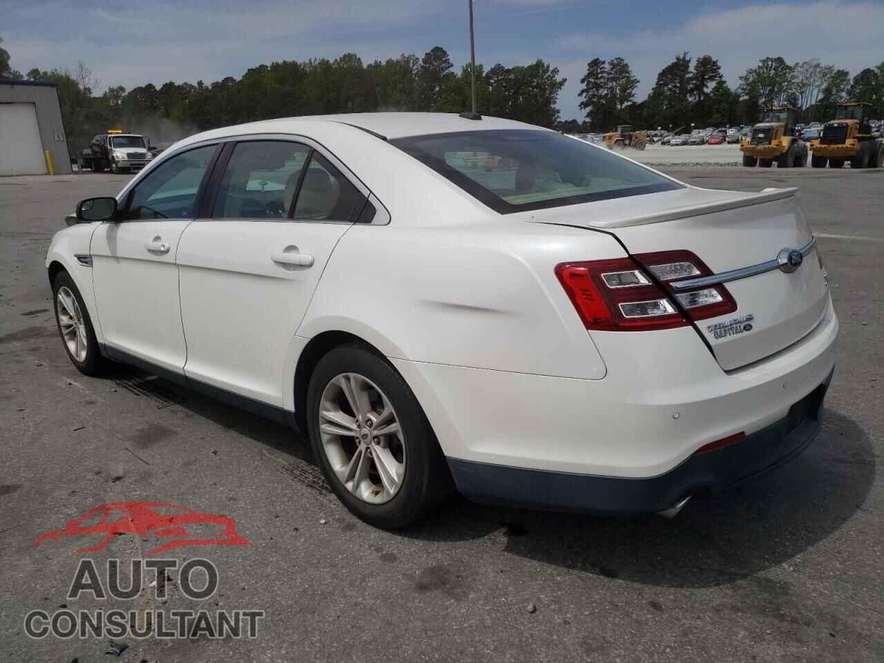 FORD TAURUS 2015 - 1FAHP2E84FG160865