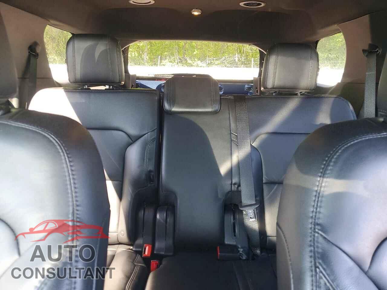 FORD EXPLORER 2017 - 1FM5K7D8XHGD80519