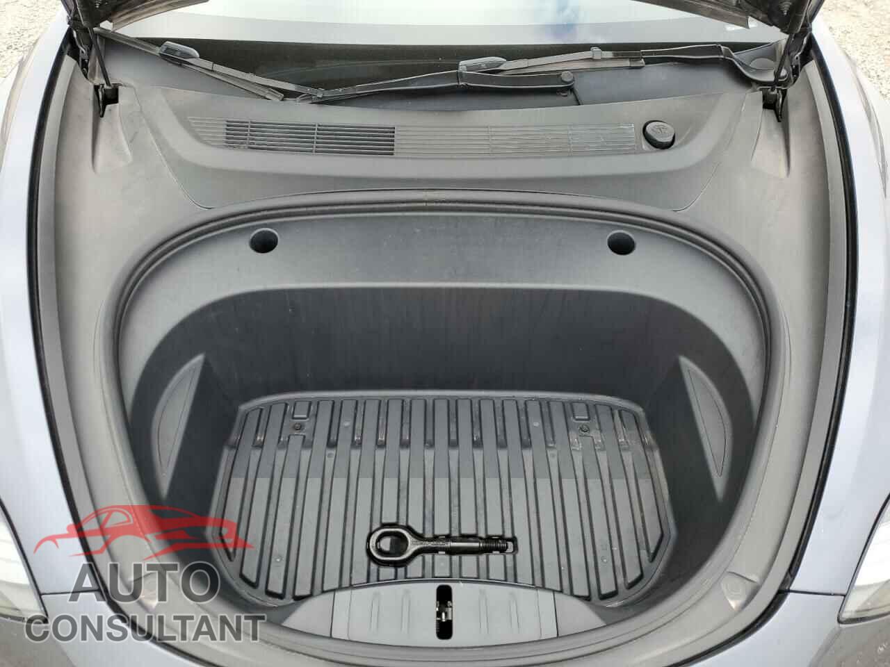 TESLA MODEL 3 2023 - 5YJ3E1EA7PF598489