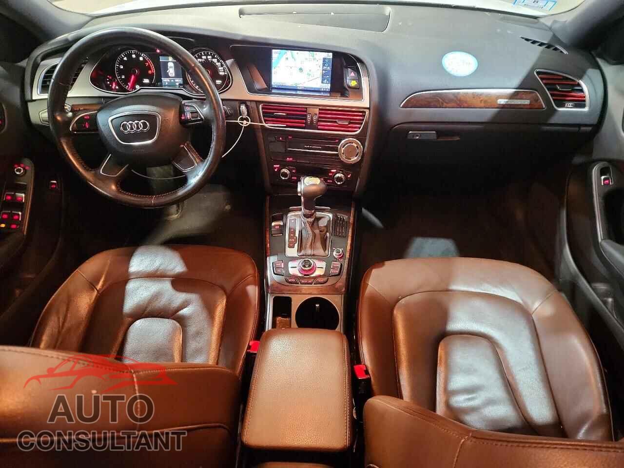 AUDI A4 2013 - WAUFFAFL3DN009023
