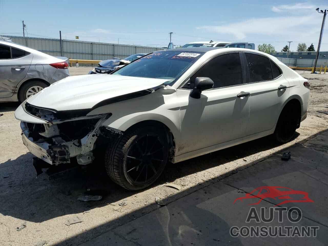 TOYOTA CAMRY 2021 - 4T1C11AK5MU528921