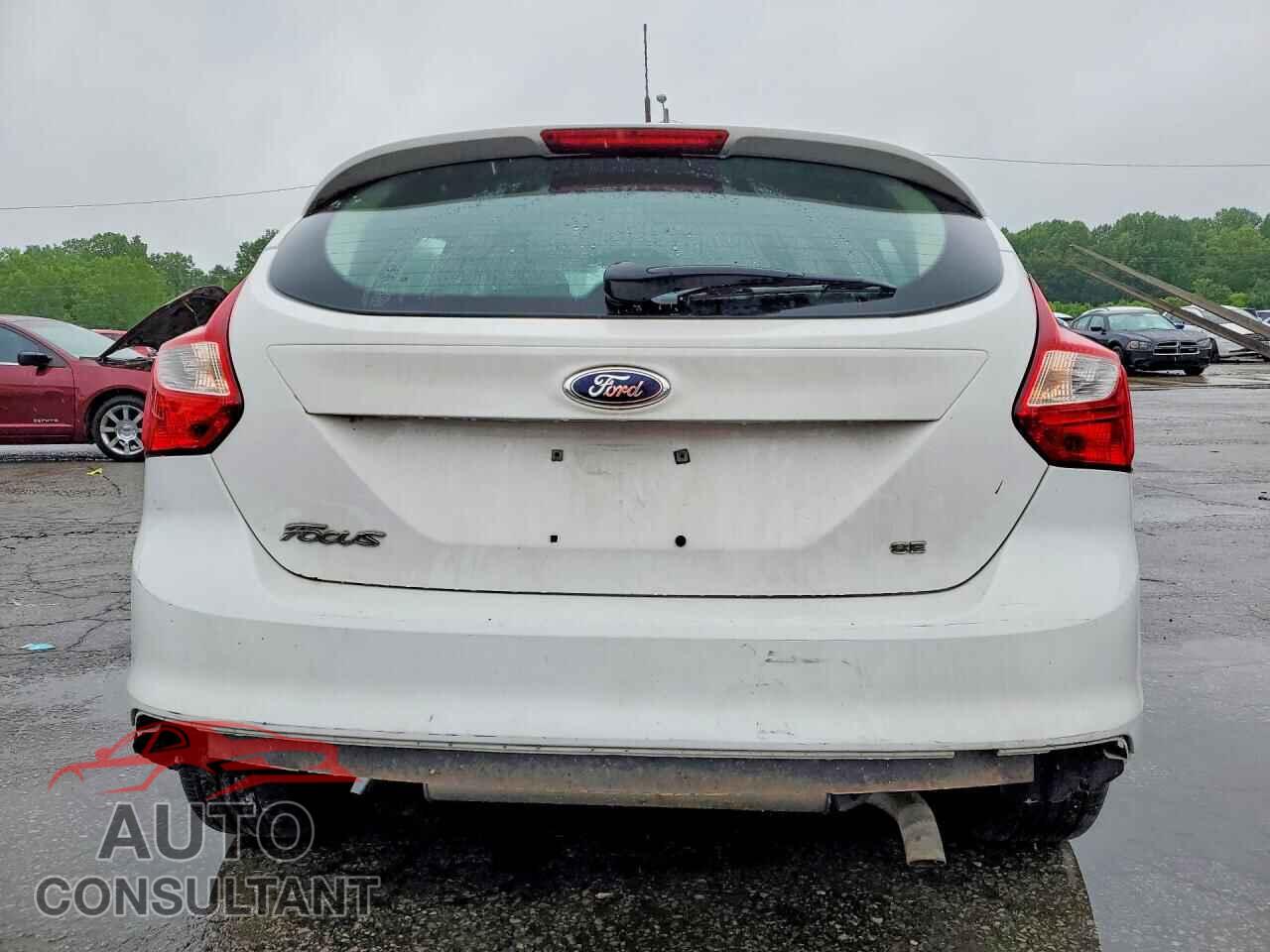 FORD FOCUS 2012 - 1FAHP3K26CL357559