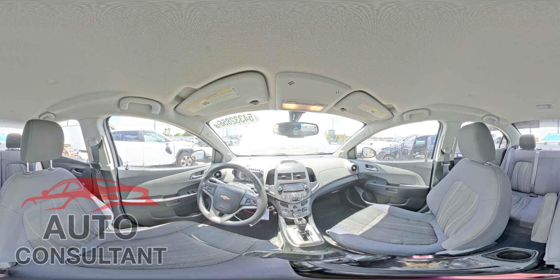CHEVROLET SONIC 2014 - 1G1JC5SH4E4158507