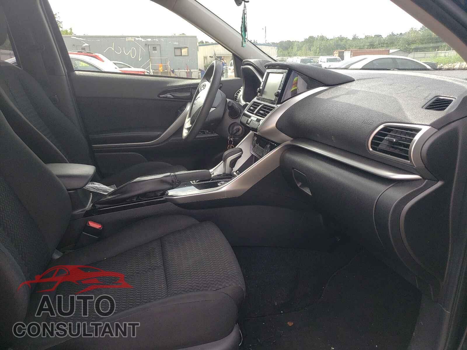 MITSUBISHI ECLIPSE 2019 - JA4AT3AA4KZ032835