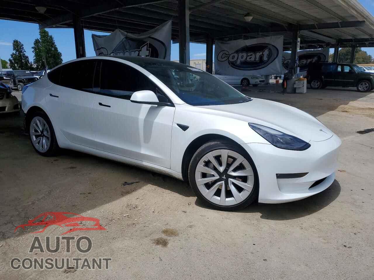 TESLA MODEL 3 2021 - 5YJ3E1EB6MF980453