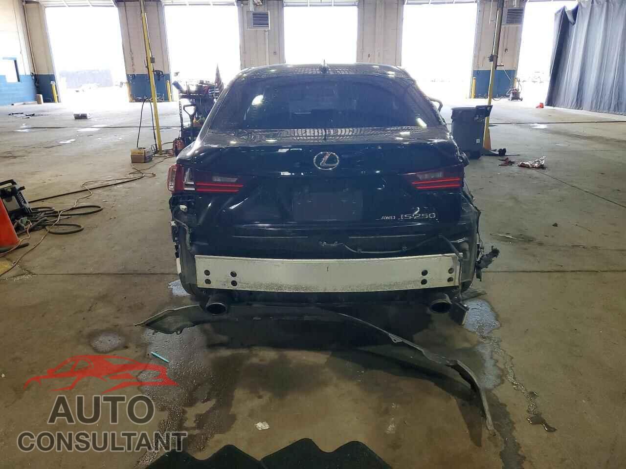 LEXUS IS 2014 - JTHCF1D24E5009158