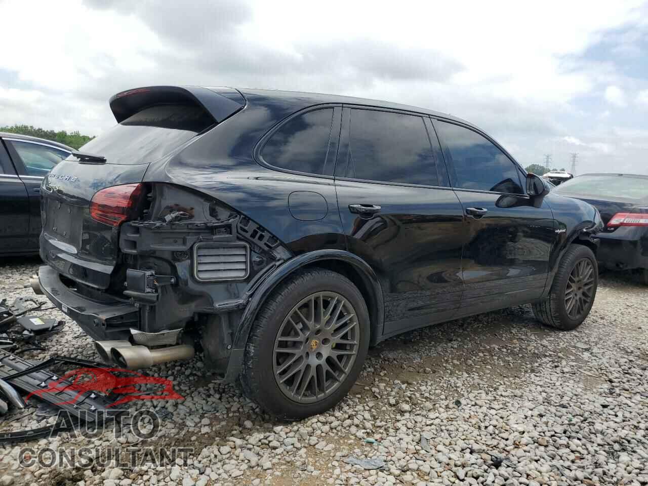 PORSCHE CAYENNE 2017 - WP1AE2A25HLA68286