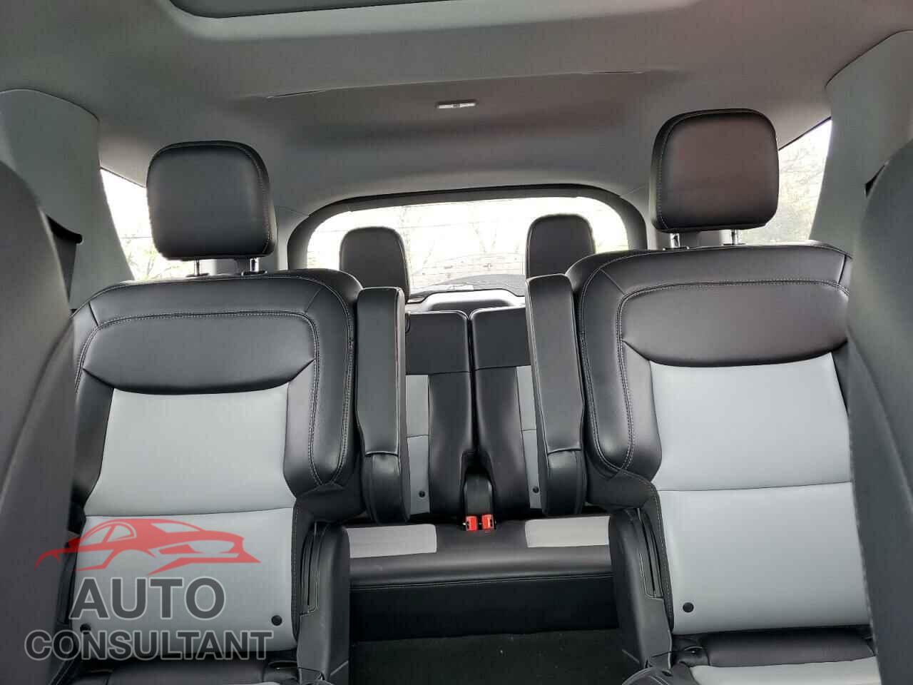 FORD EXPLORER 2023 - 1FMSK8DH5PGA25670