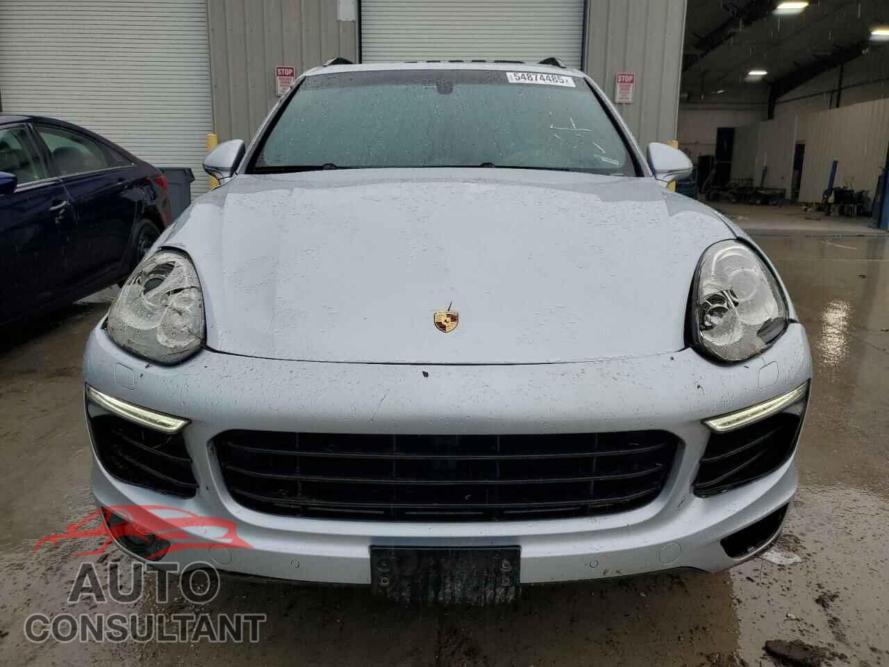 PORSCHE CAYENNE 2017 - WP1AA2A2XHKA84260