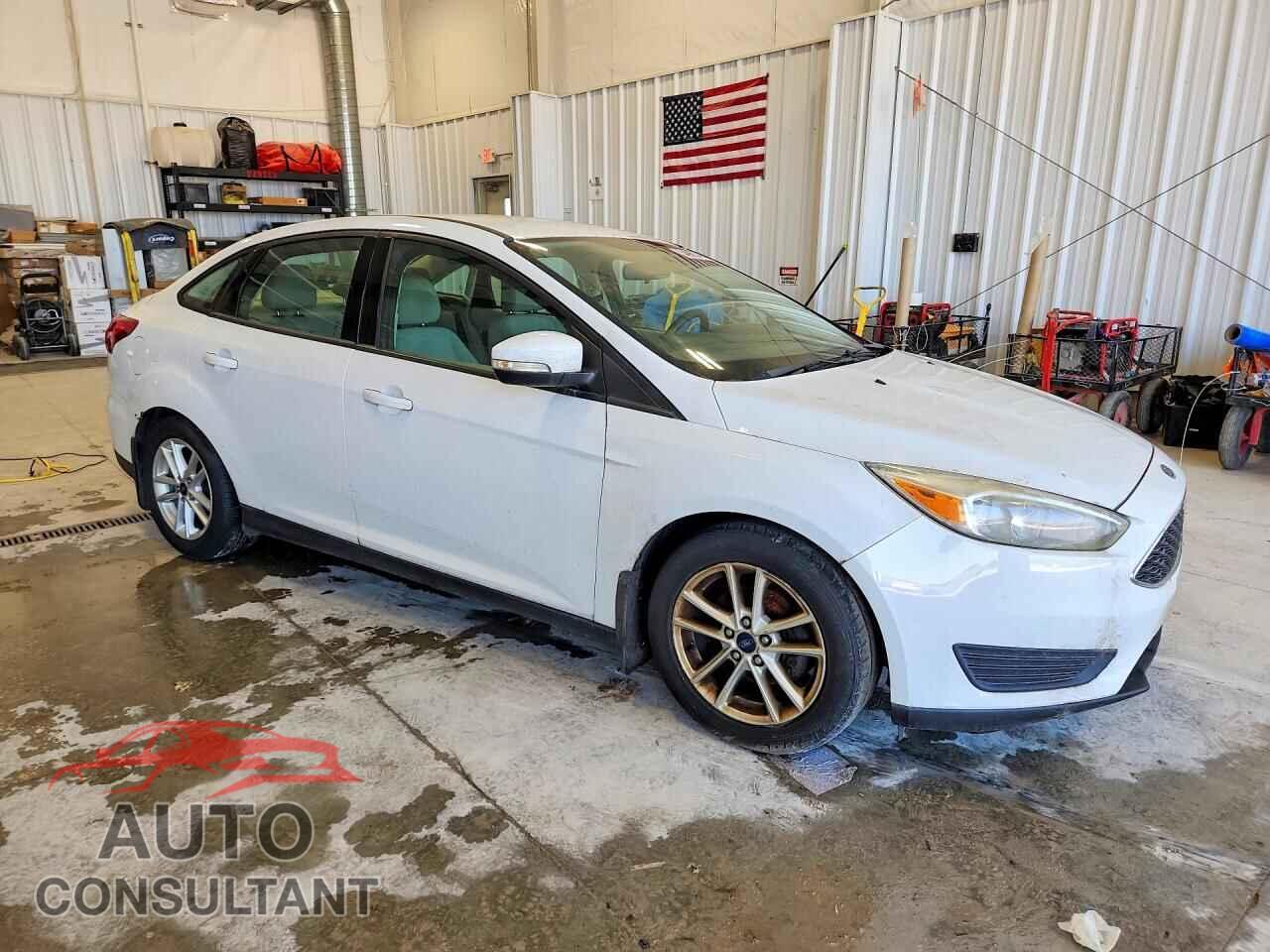 FORD FOCUS 2016 - 1FADP3F22GL329692