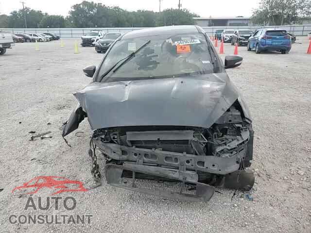 FORD FOCUS 2017 - 1FADP3L93HL244492