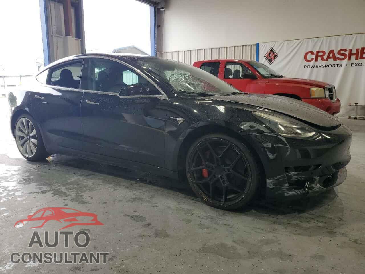 TESLA MODEL 3 2018 - 5YJ3E1EB7JF105443