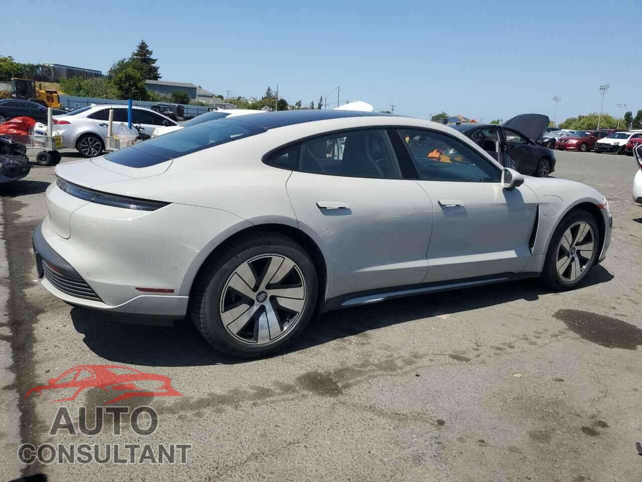 PORSCHE TAYCAN 2023 - WP0AA2Y16PSA13332