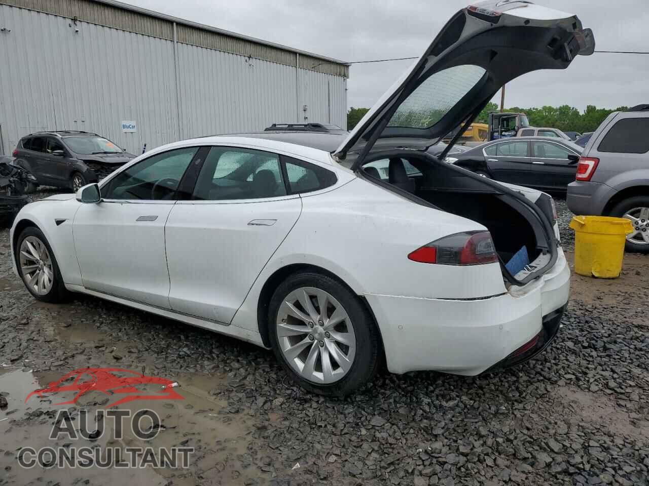 TESLA MODEL S 2020 - 5YJSA1E26LF366296