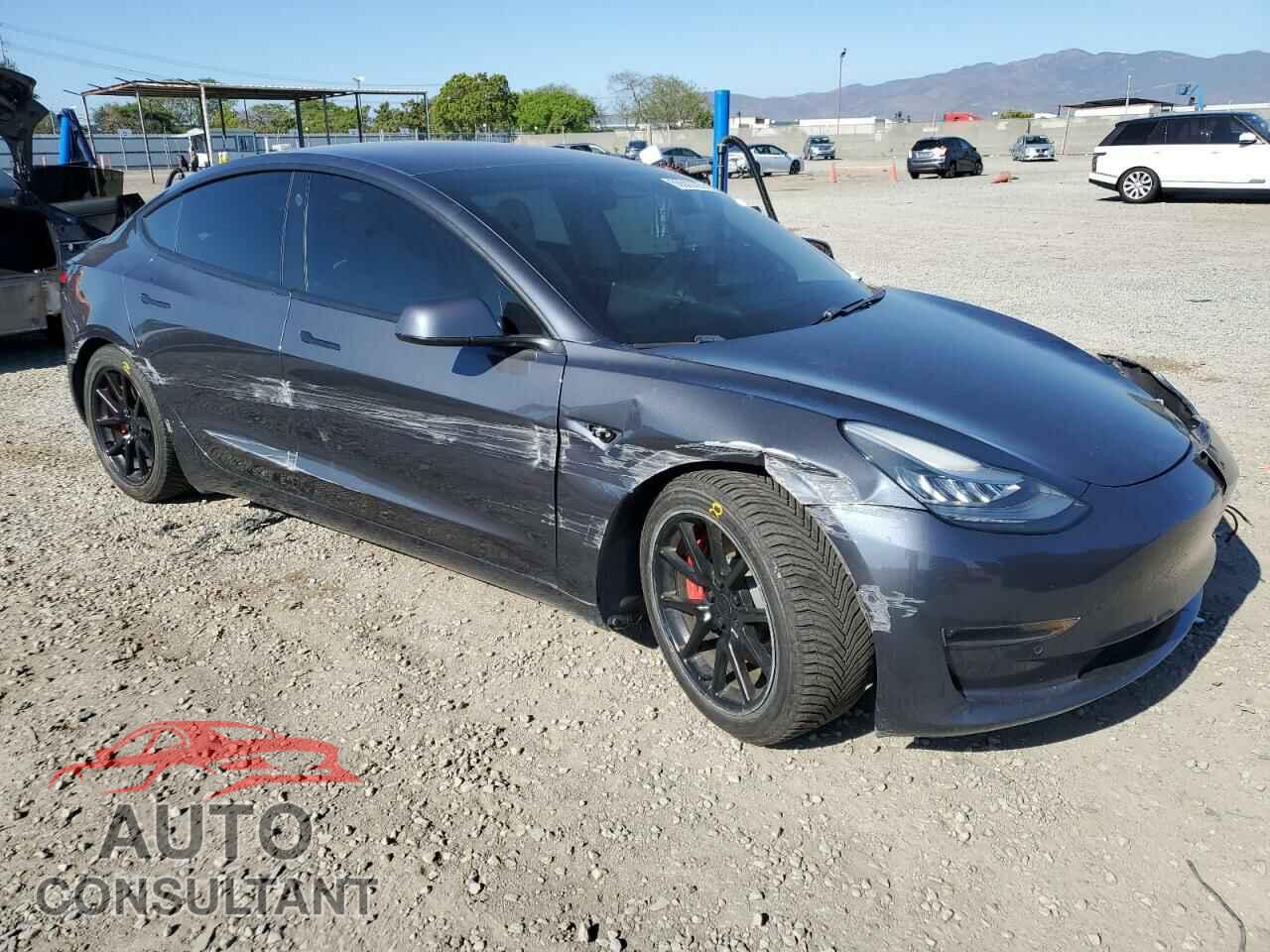 TESLA MODEL 3 2018 - 5YJ3E1EB8JF079337
