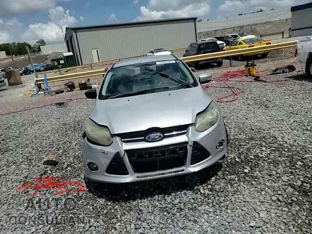 FORD FOCUS 2012 - 1FAHP3N22CL219643