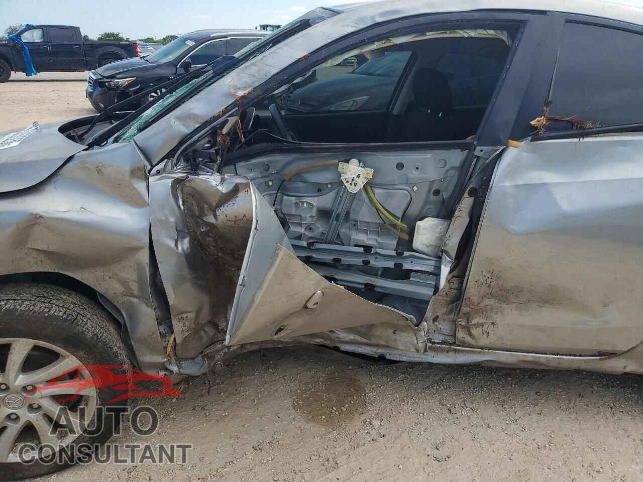 MAZDA 3 2012 - JM1BL1V74C1633529
