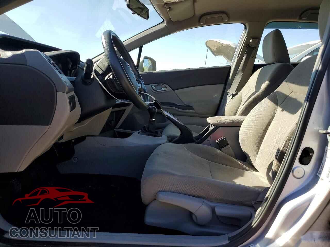 HONDA CIVIC 2012 - 2HGFB2E40CH005809
