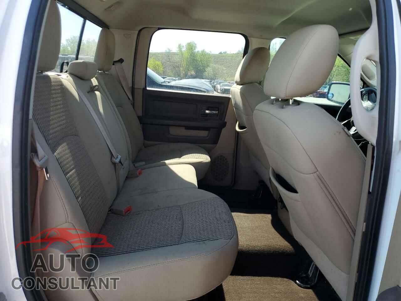 DODGE RAM 1500 2012 - 1C6RD7LT0CS308117