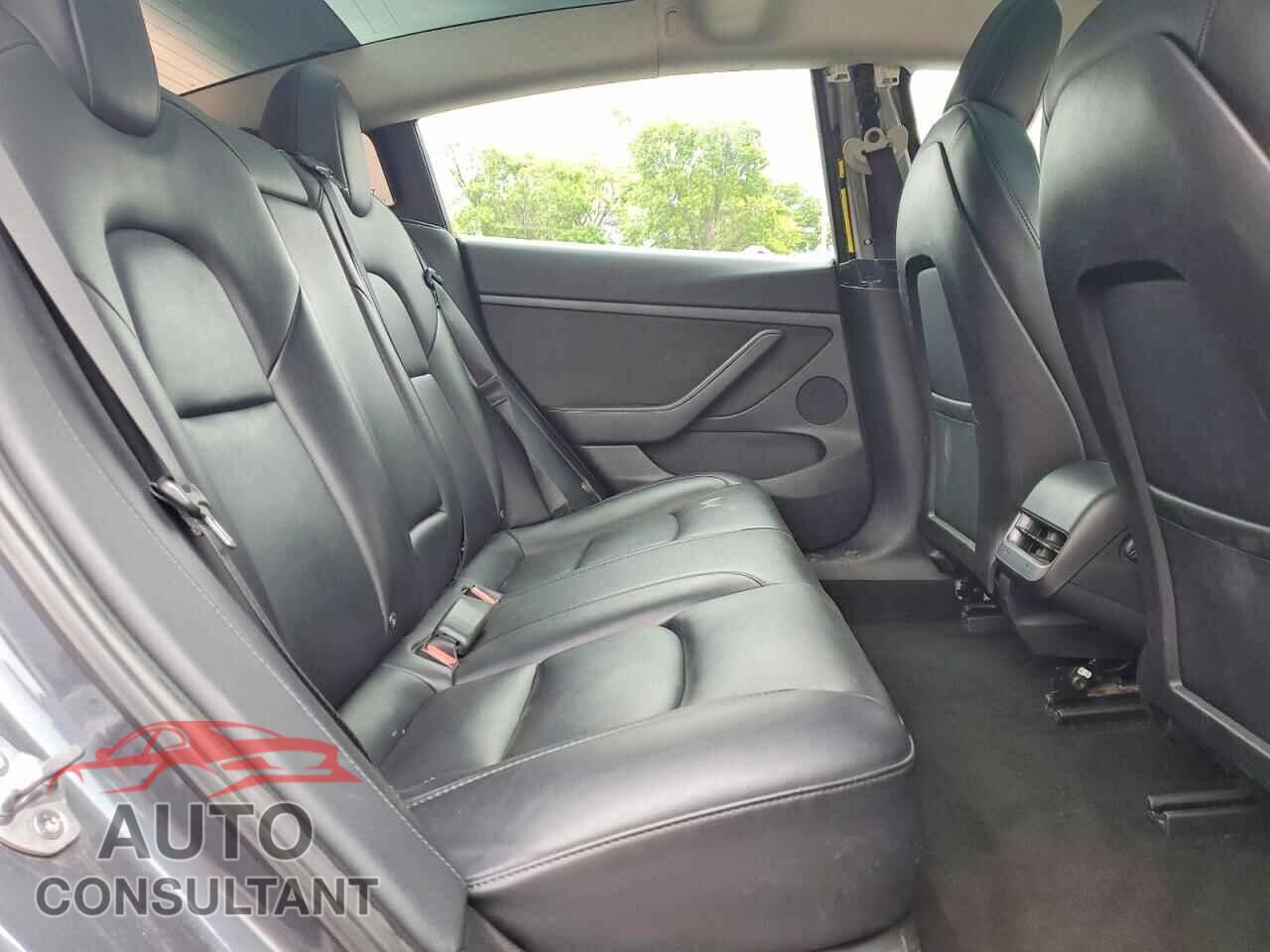 TESLA MODEL 3 2023 - 5YJ3E1EA7PF430156