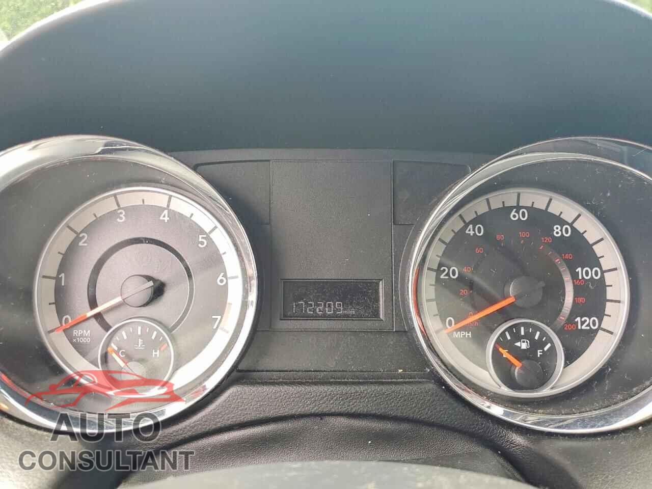 DODGE CARAVAN 2011 - 2D4RN4DG5BR672459