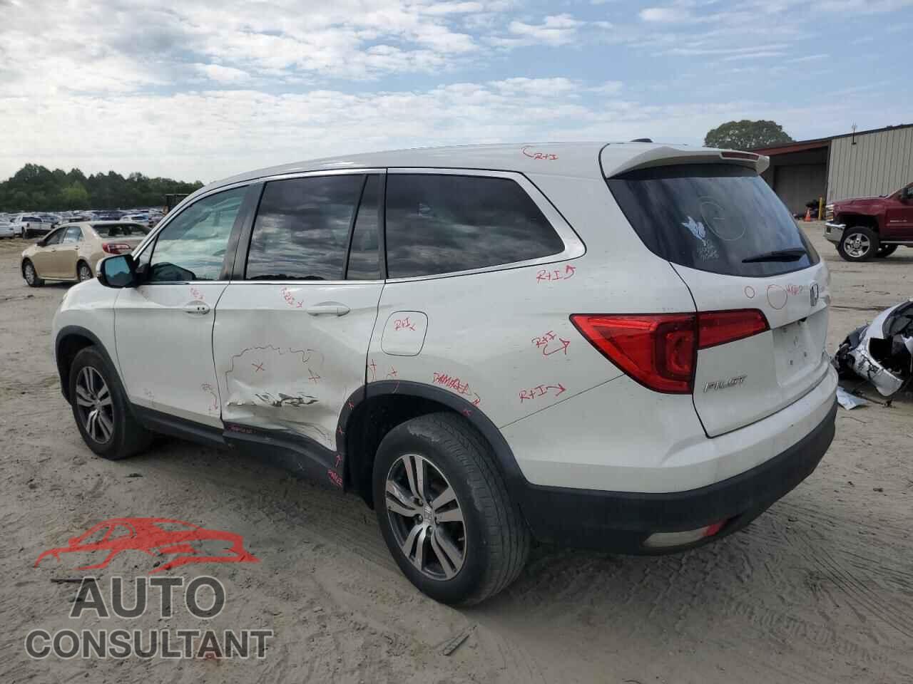 HONDA PILOT 2017 - 5FNYF6H52HB084985