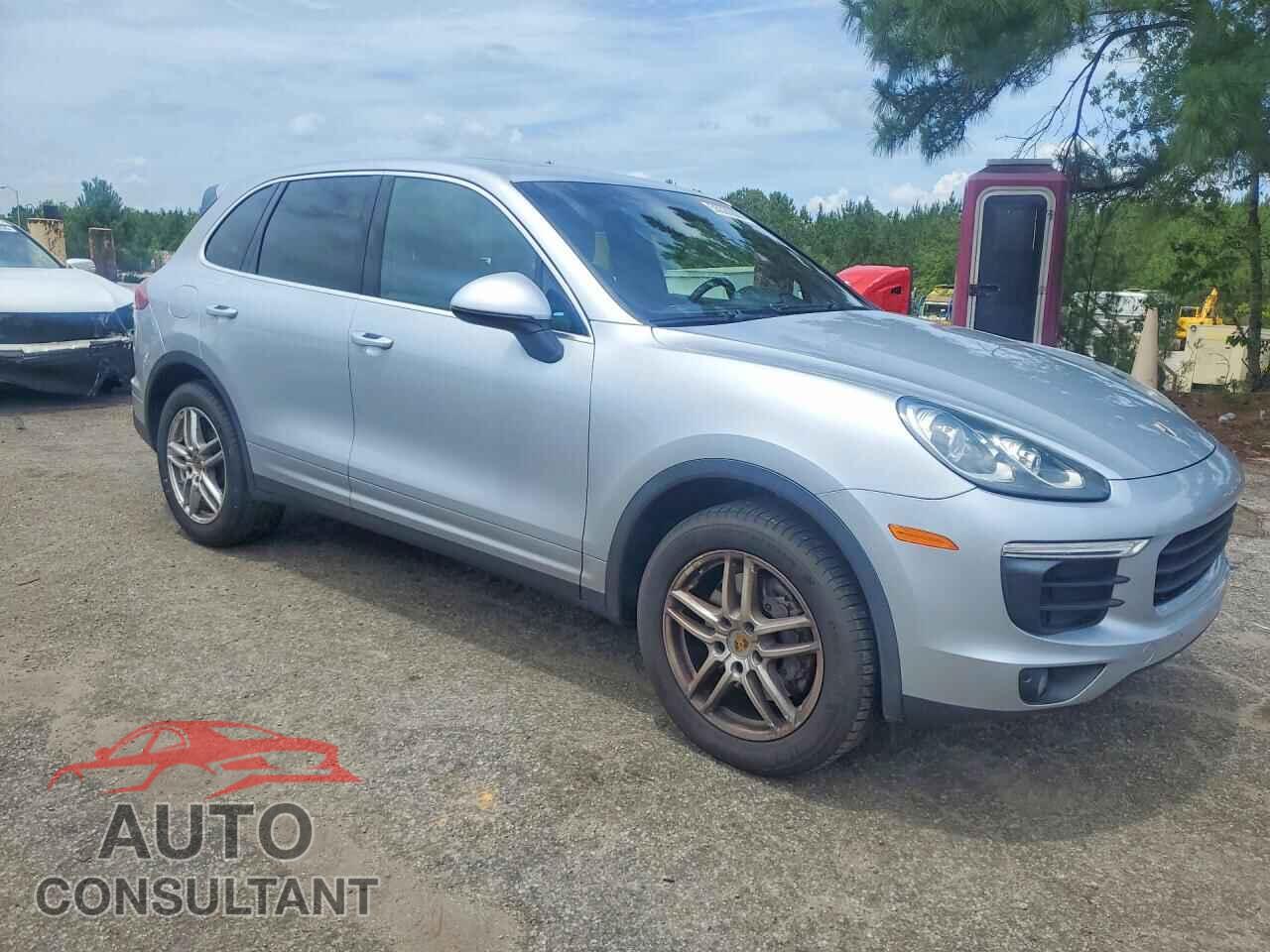 PORSCHE CAYENNE 2016 - WP1AA2A24GLA04850