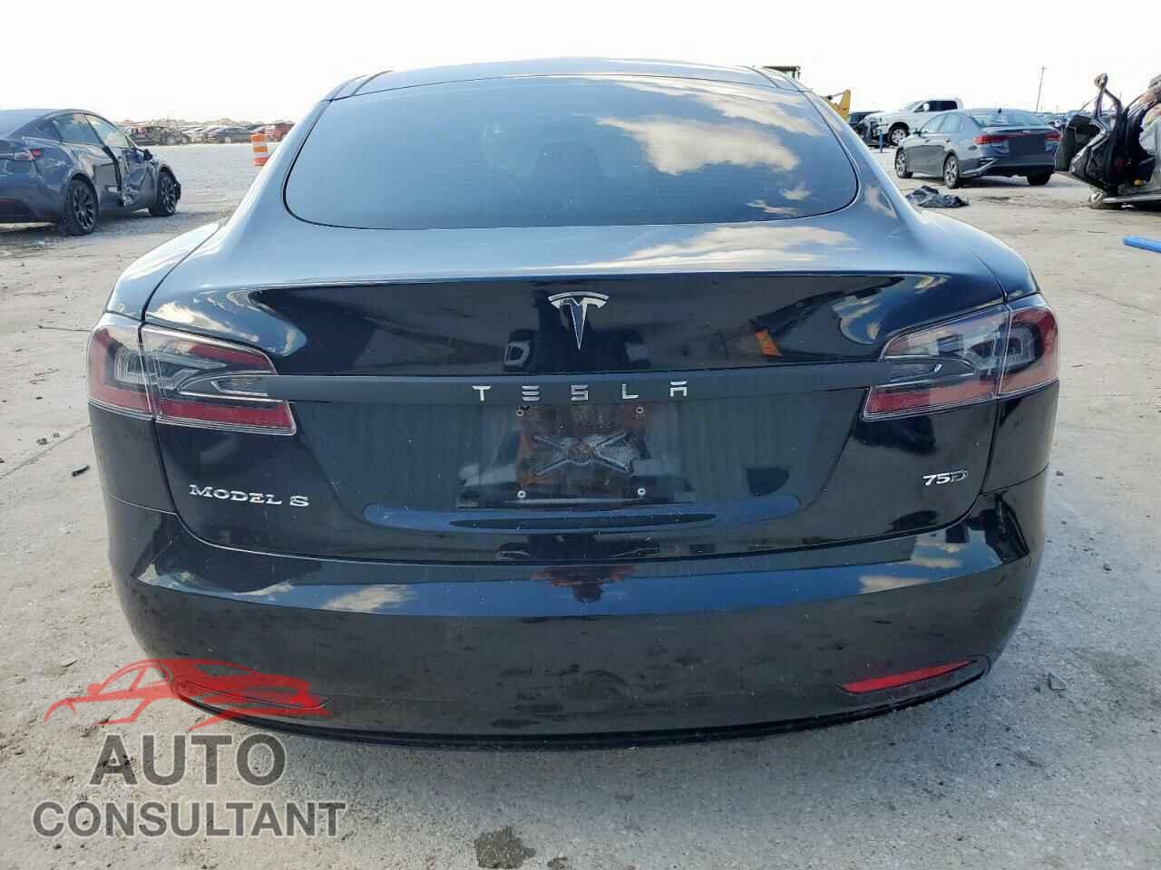 TESLA MODEL S 2018 - 5YJSA1E27JF260484