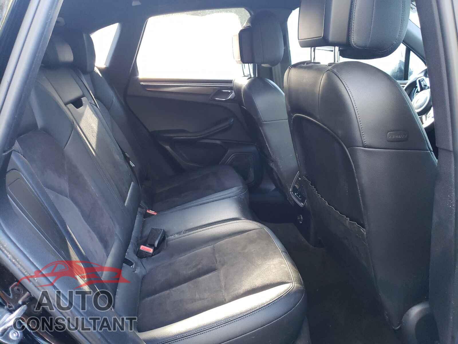 PORSCHE MACAN 2016 - WP1AB2A50GLB47592