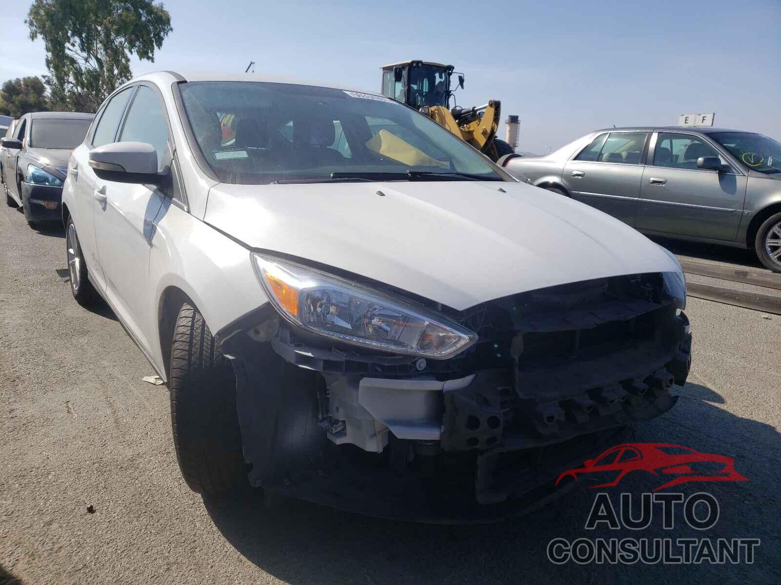 FORD FOCUS 2017 - 1FADP3K22HL267119