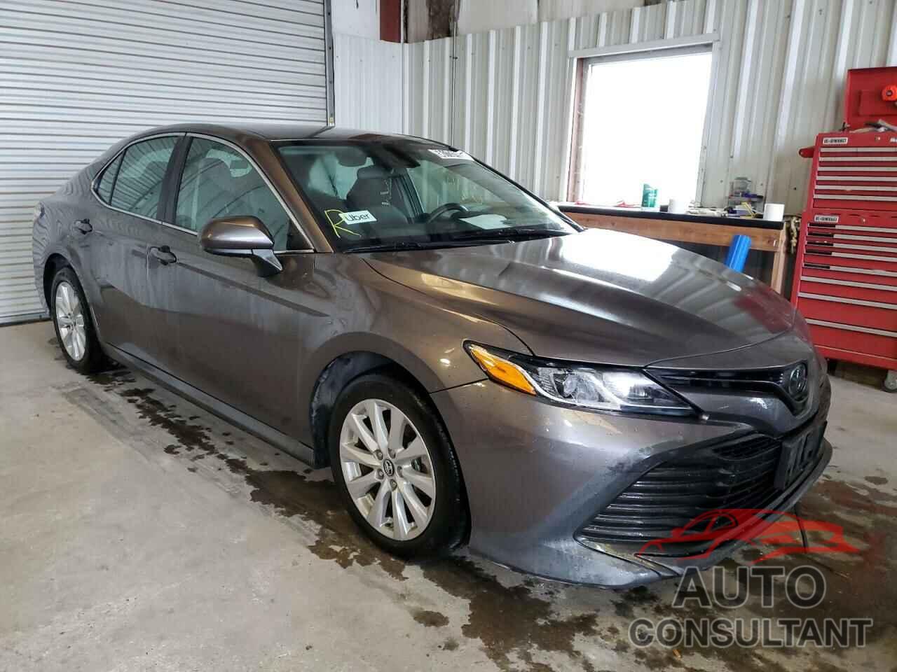 TOYOTA CAMRY 2019 - 4T1B11HK3KU267920