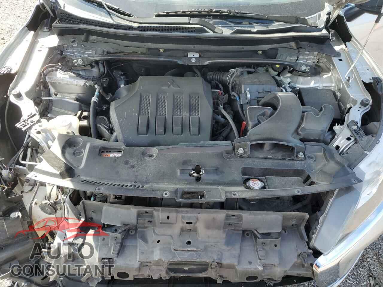 MITSUBISHI ECLIPSE 2018 - JA4AT4AA0JZ043965