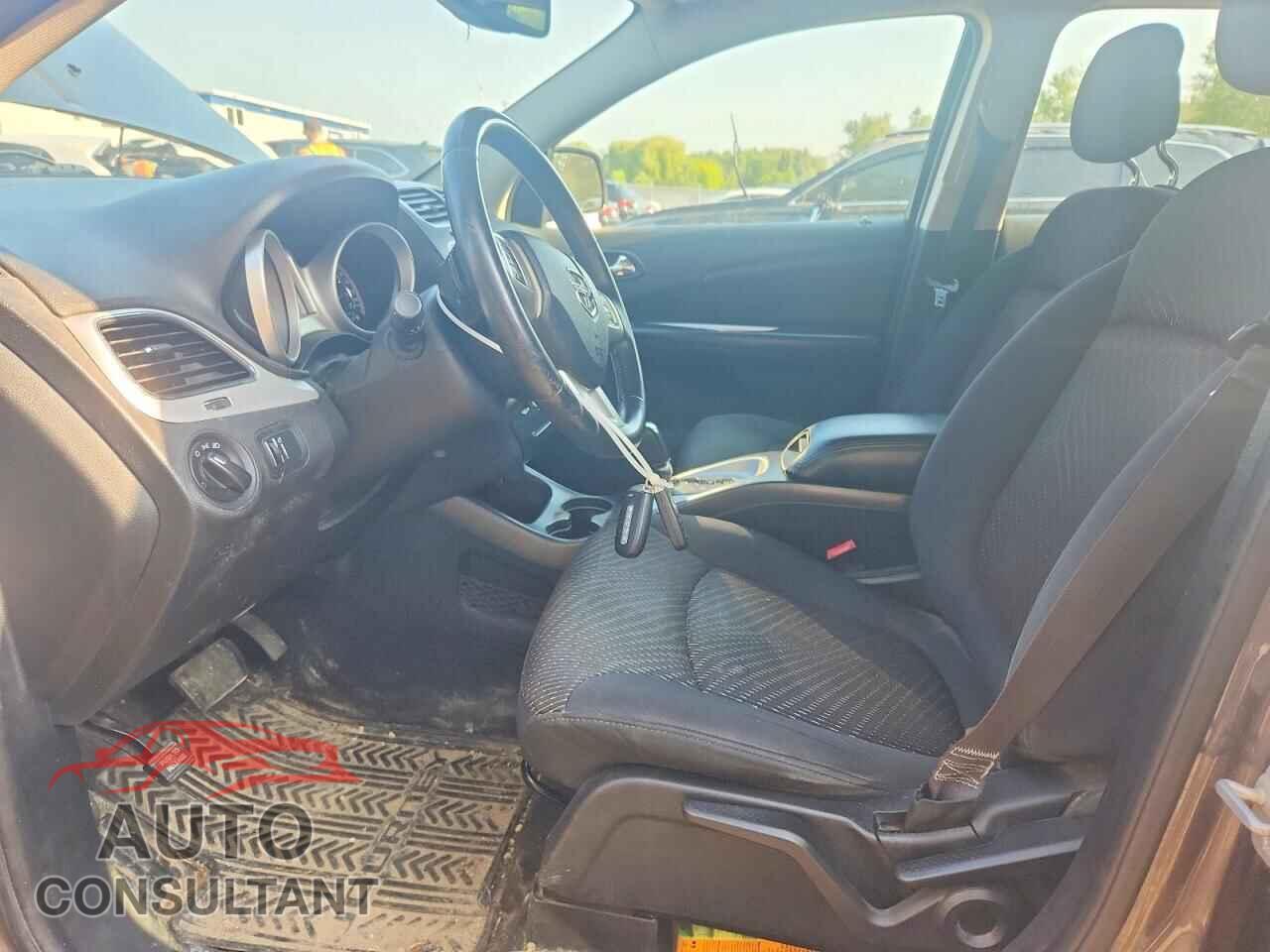 DODGE JOURNEY 2015 - 3C4PDCAB6FT582959