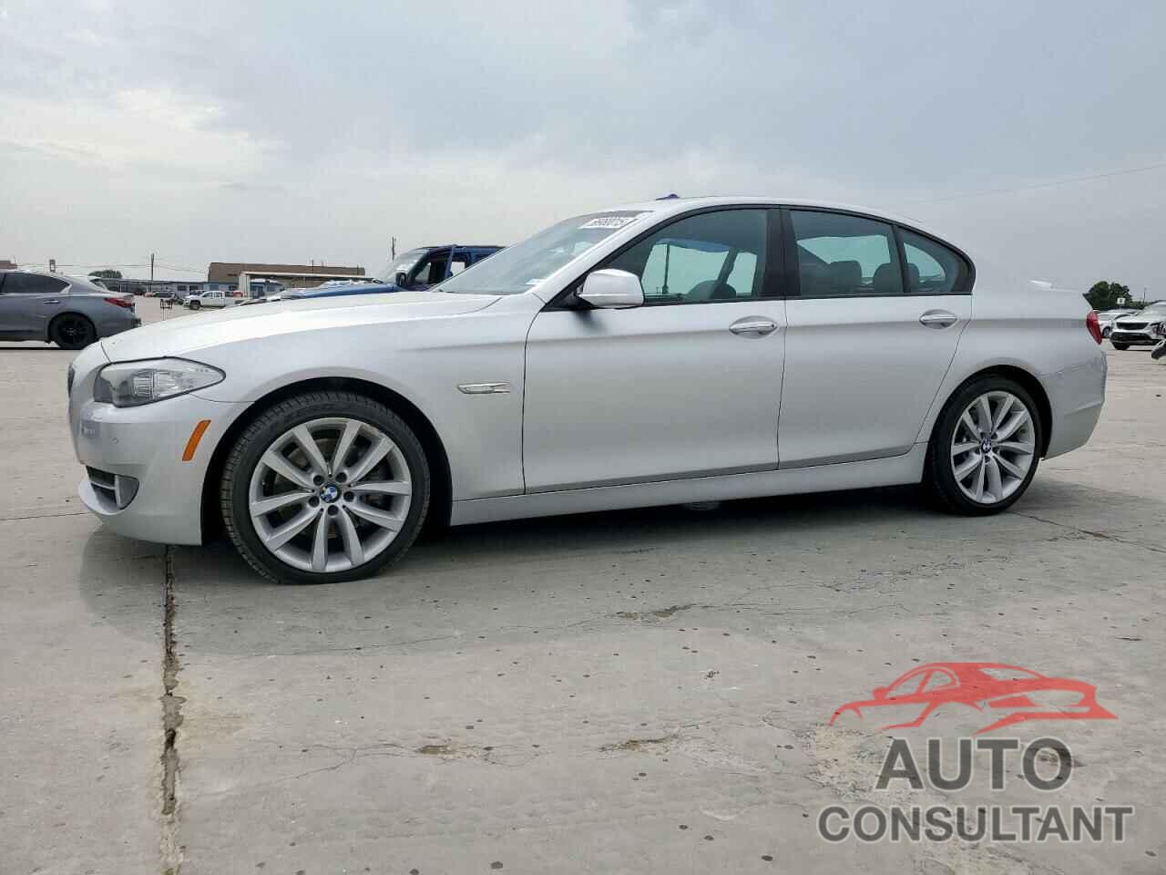 BMW 5 SERIES 2012 - WBAFR7C57CC811343