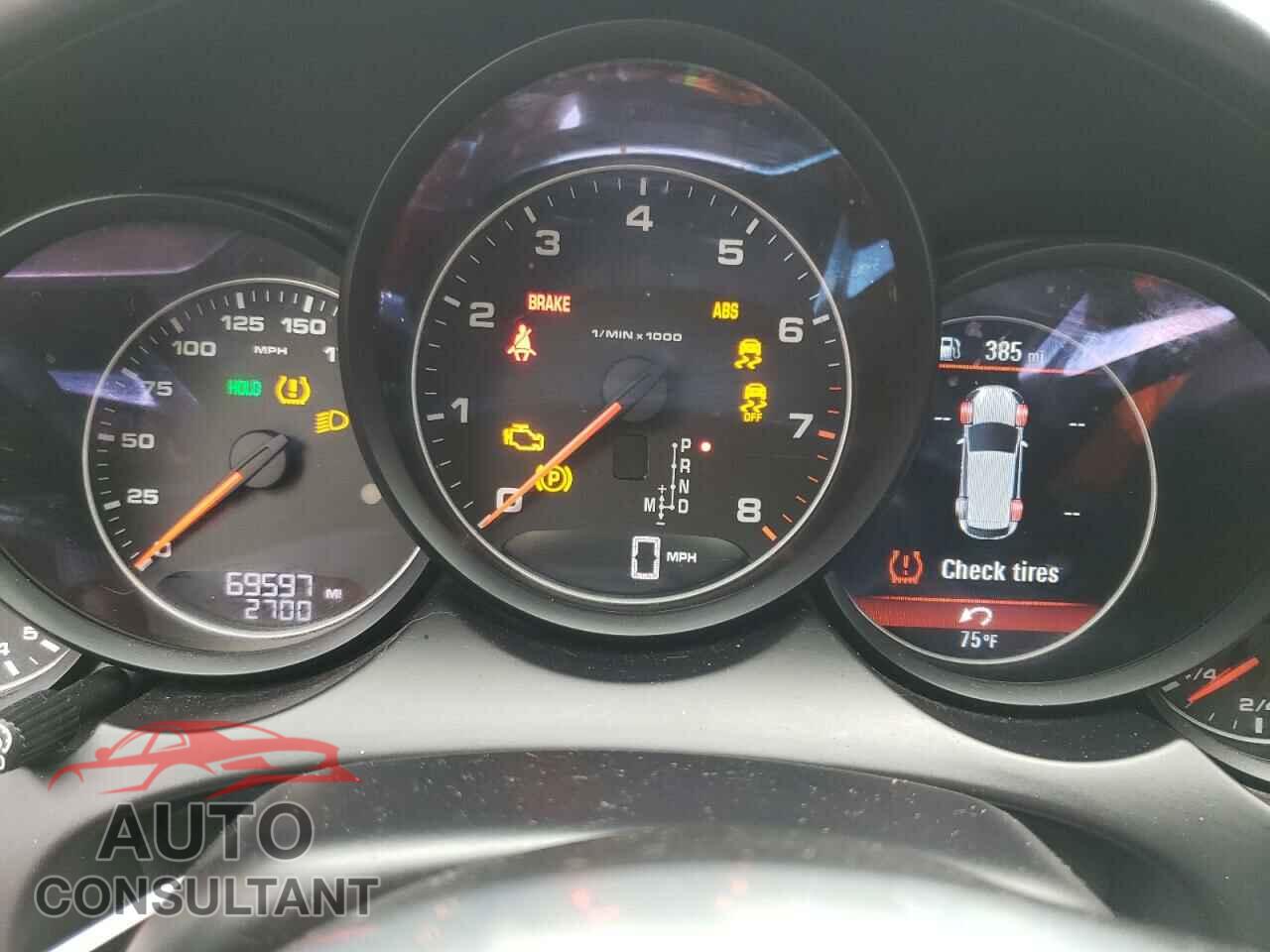 PORSCHE CAYENNE 2017 - WP1AA2A24HKA91415