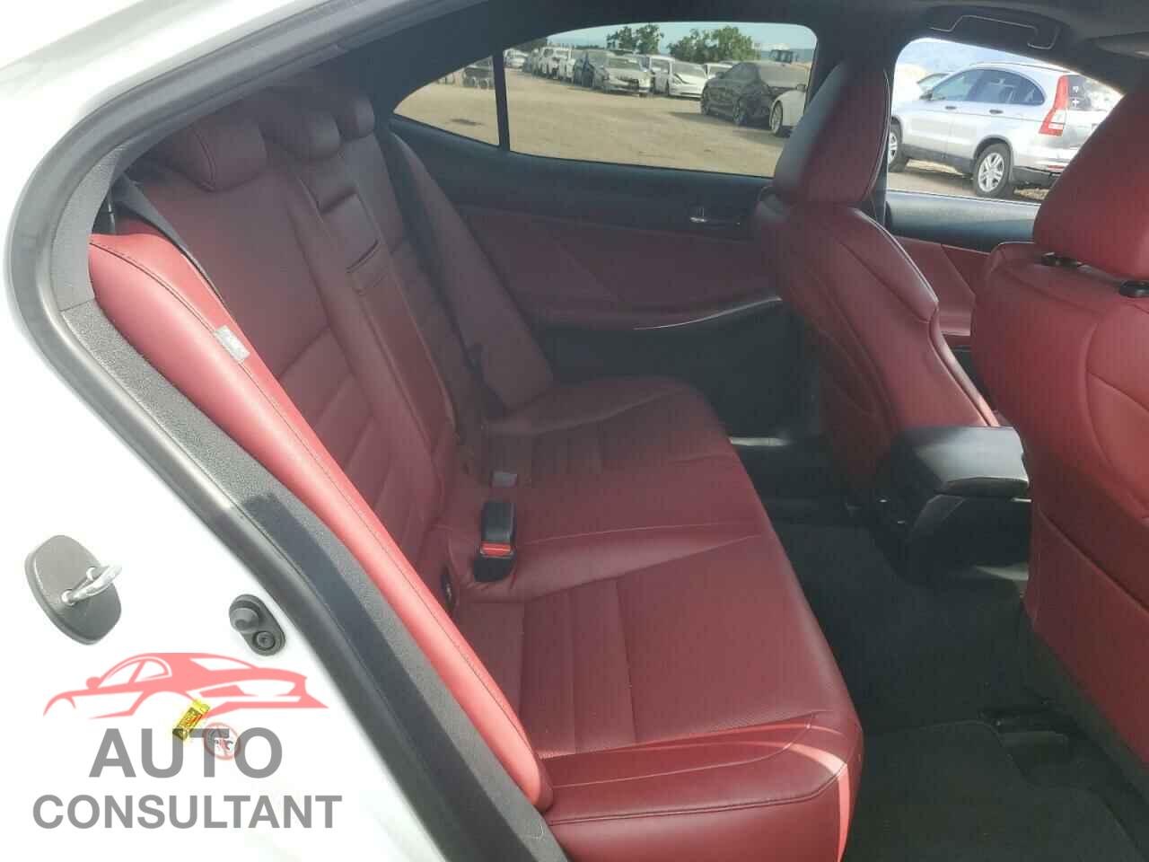 LEXUS IS 2015 - JTHBE1D21F5015404