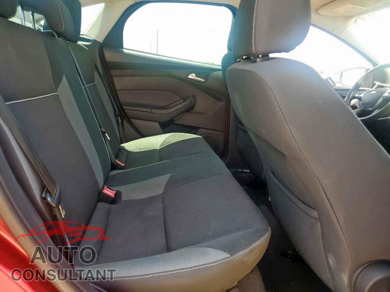 FORD FOCUS 2014 - 1FADP3F23EL149201
